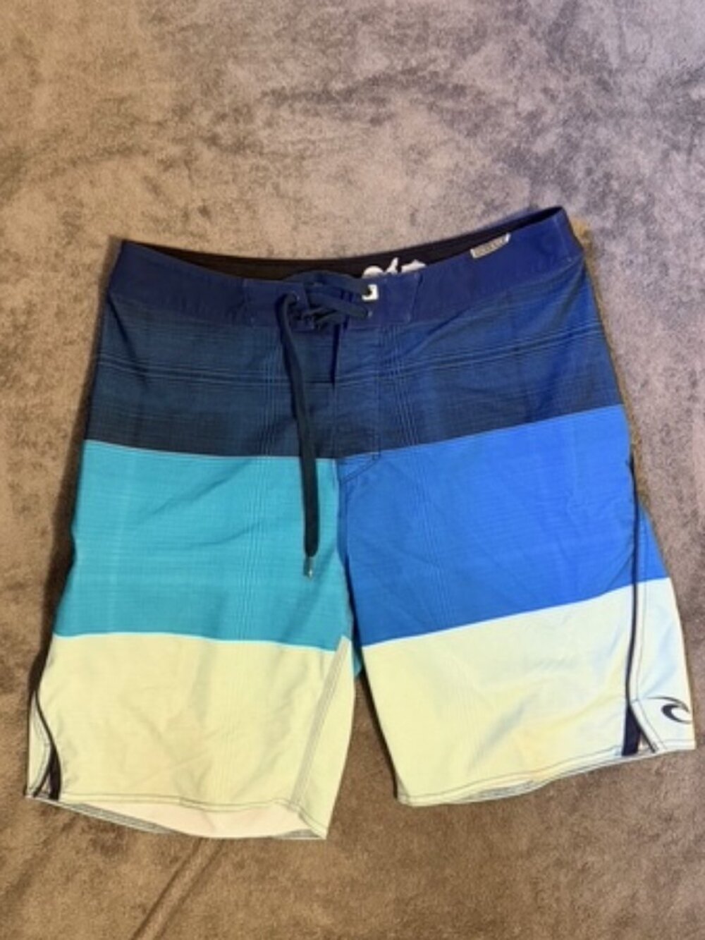 Rip Curl Mirage Boardshorts Men's 33 Blue Colorblock Dillon Perillo Surf Swim